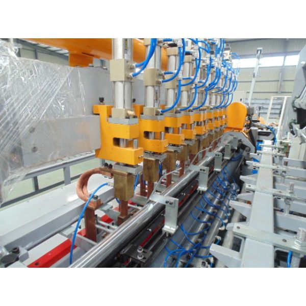 Double / Reverse 440V Automatic Wire Mesh Welding Machine Pneumatic