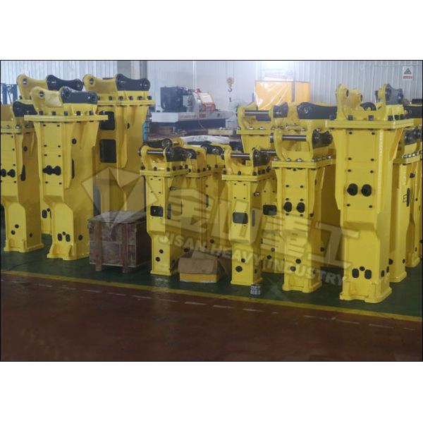 High Energy Hydraulic Concrete Breaker 155mm Chisel For 30 Ton CASE CX330 CX350