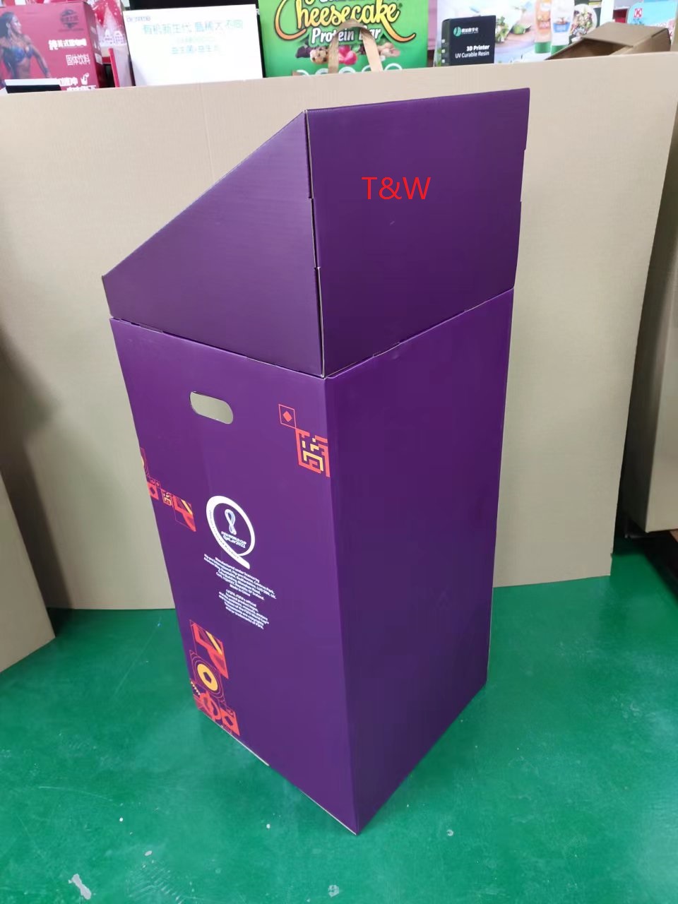 100% Recyclable Cardboard Free Standing Display Units For Foot Ball / Drink Bottle