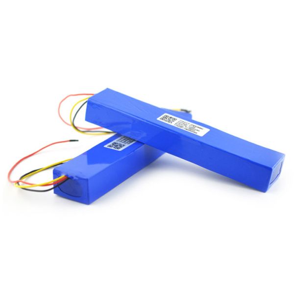 Rechargeable 79.2Wh 3300mAh 24V 18650 Battery Pack