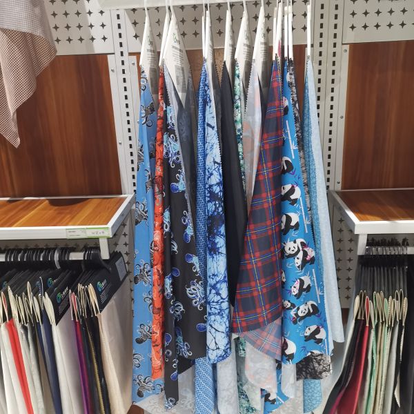 300t 70gsm Polyester Taffeta Waterproof Printed Fabric 50dx50d