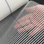 Customizable UV Resistant Fiberglass Mesh Cloth In White / Black
