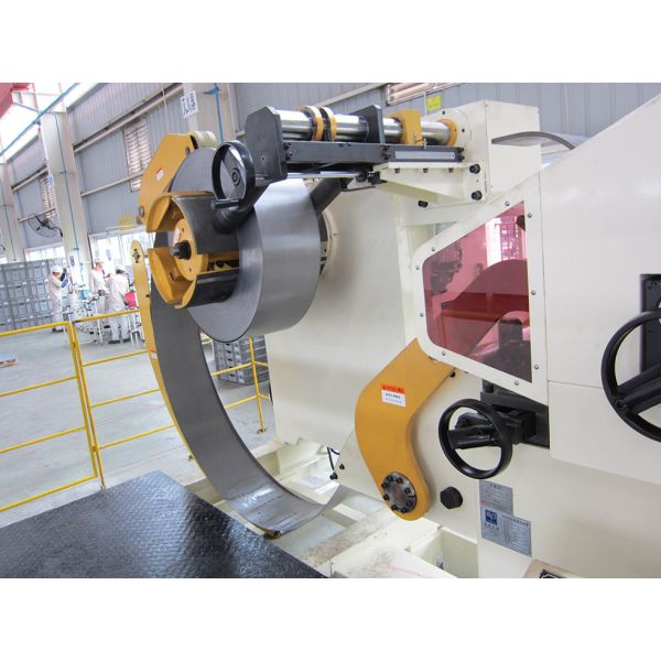 Material Rack NC Leveler Feeder Trolley Car Coil Handling System Decoiler Straightener Feeder