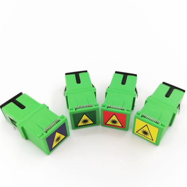 Green Shell Auto Simplex SC APC Singlemode Fiber Optic Adapters For FTTH