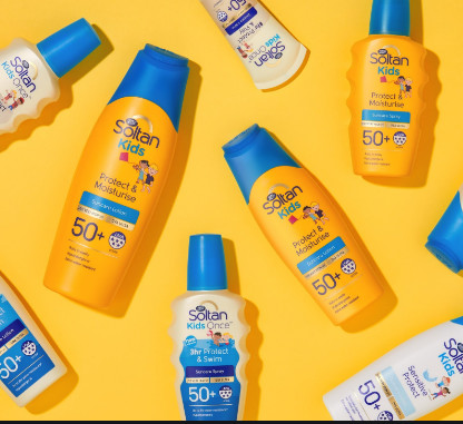 Plastic Bottle Labeling Machine Cans Packaging Type 220V / 380V