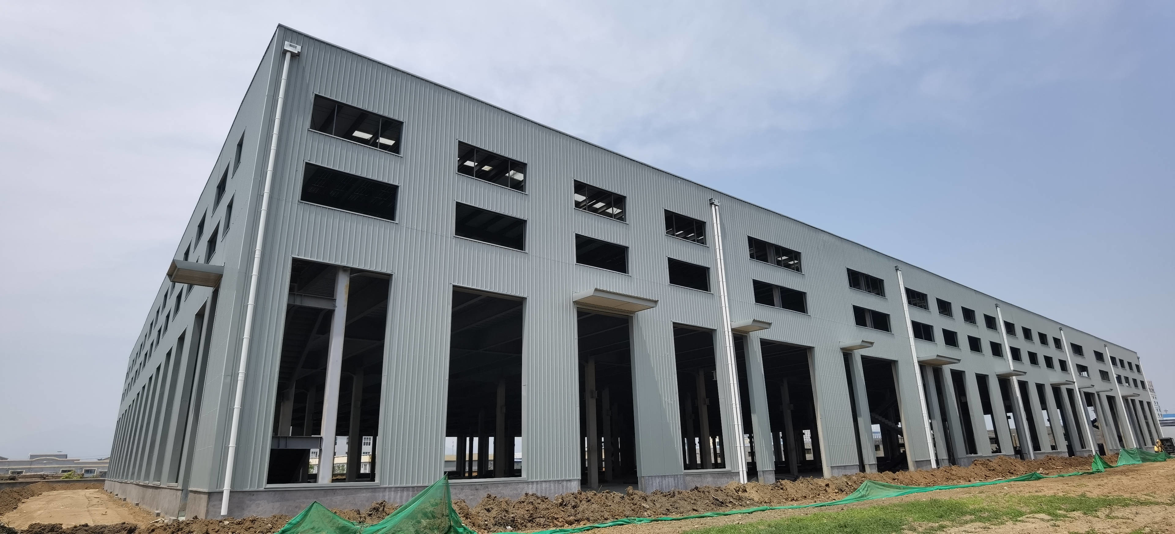 China Fabrication Galvanized Steel Structure Church Warehouse Fast Installation wholesale