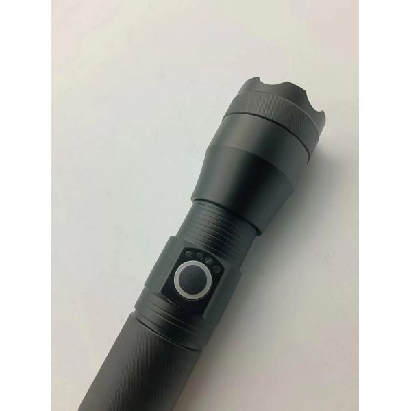 10W LED Flashlight Aluminum P50 18650 Lithium Battery 4.3x16.6(18.4)Cm 800lm Rechargeable LED Flashlight Torch