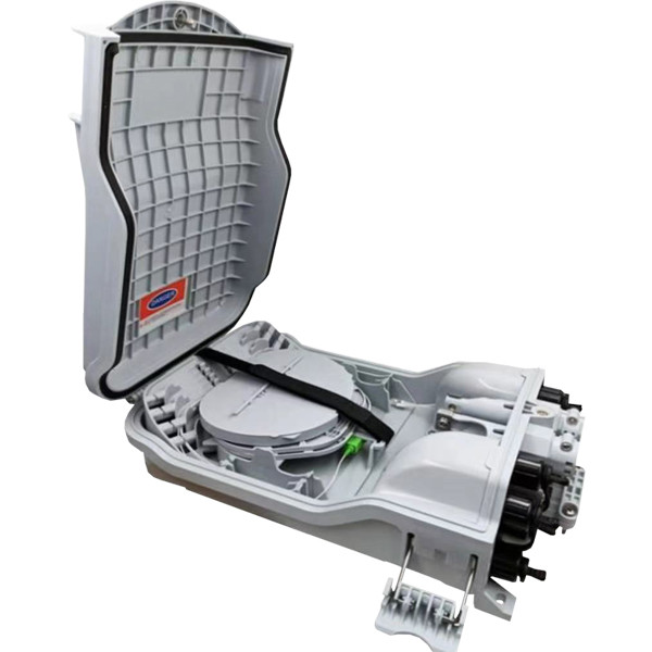 FTTH 8 Core fiber optic distribution box with SC adapter and PLC splitter IP65