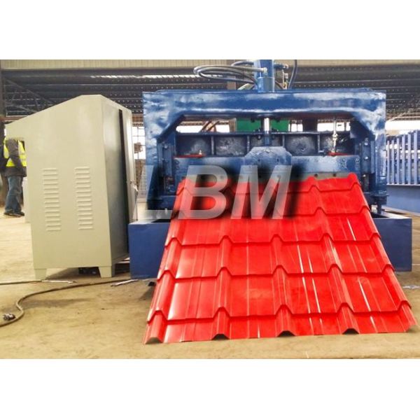 New YX25 - 210 - 840 type color steel tile roll forming machine 2018 new type roof sheet machine