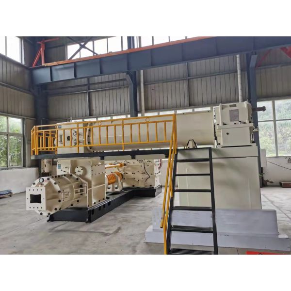Solid Hollow Red Automatic Brick Manufacturing Machine 4.0Mpa Vacuum Extrusion