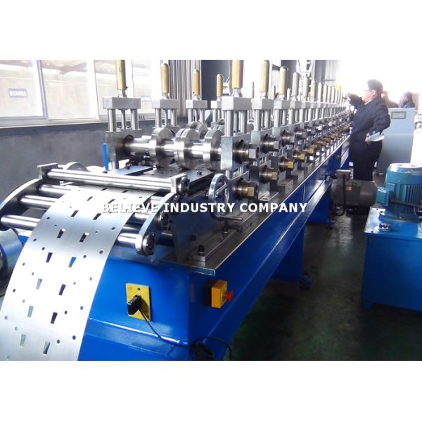 Non - Stop Cutting Pallet Rack Roll Forming Machine 1.5 - 2.5mm Thickness Material Usage