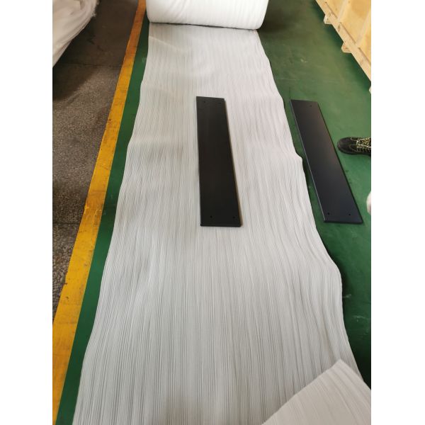 800x500 Table Size CNC Milling Machine 8000rpm Rotation Speed For Mold Frame Industry