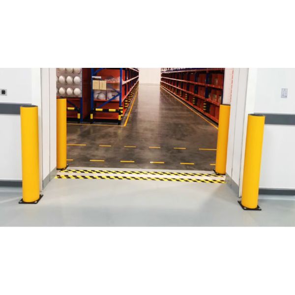 B06: Anti-Collision Guardrails Safety Post Warehouse Safety Bollard Traffic Guardrails