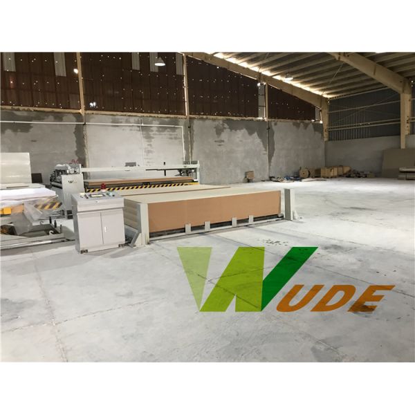 Synchronous Short Cycle Melamine Press Machine , Laminate Flooring Production Line