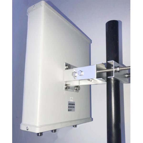Extent Stadium Outdoor Directional Panel Antenna Narrow Beam 698-960MHz 1695-2700 MHz