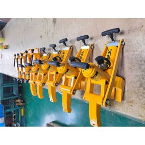 AA4C Pneumatic Tire Bead Breaker Machines AA-BB5200