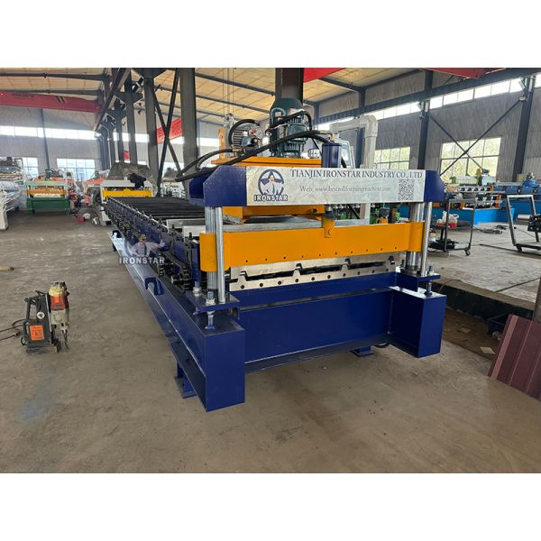 R panel roll forming machine / PBR panel roll forming machine in US AG panel machine