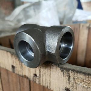 China Sch 80 Socket Welded Pipe Fittings ASTM A105 Tee Pipe Fitting wholesale