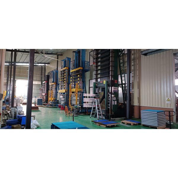 Easy Operation Portable Air Conditioner Touched Screen Stand Up Air Conditioner