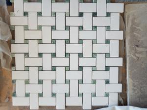 China Carrara White Bathroom Marble Mosaic Tile Chevron Pattern SGS Standard wholesale