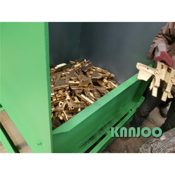 Industrial Shot Cleaning Machine With 1500kg Machine Weight And 7.5kw*1 Motor Power