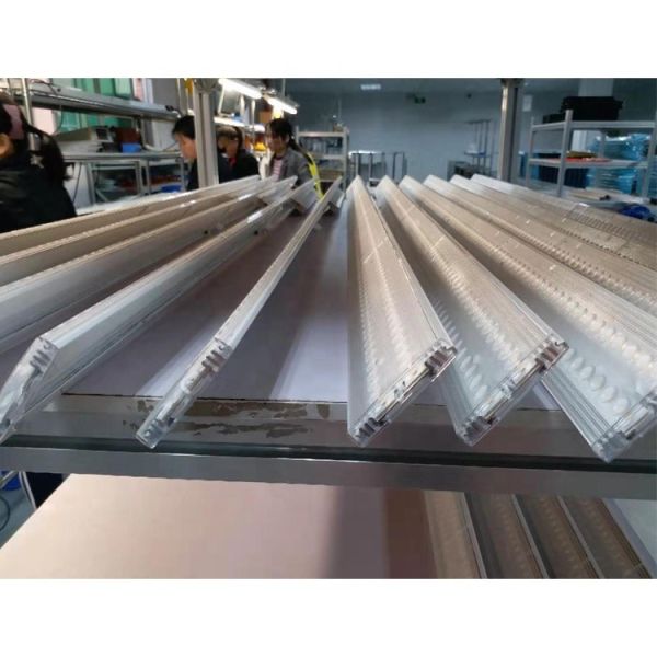 3 Phase 240cm Linear Track Lighting , 50watt Department Store Lighting