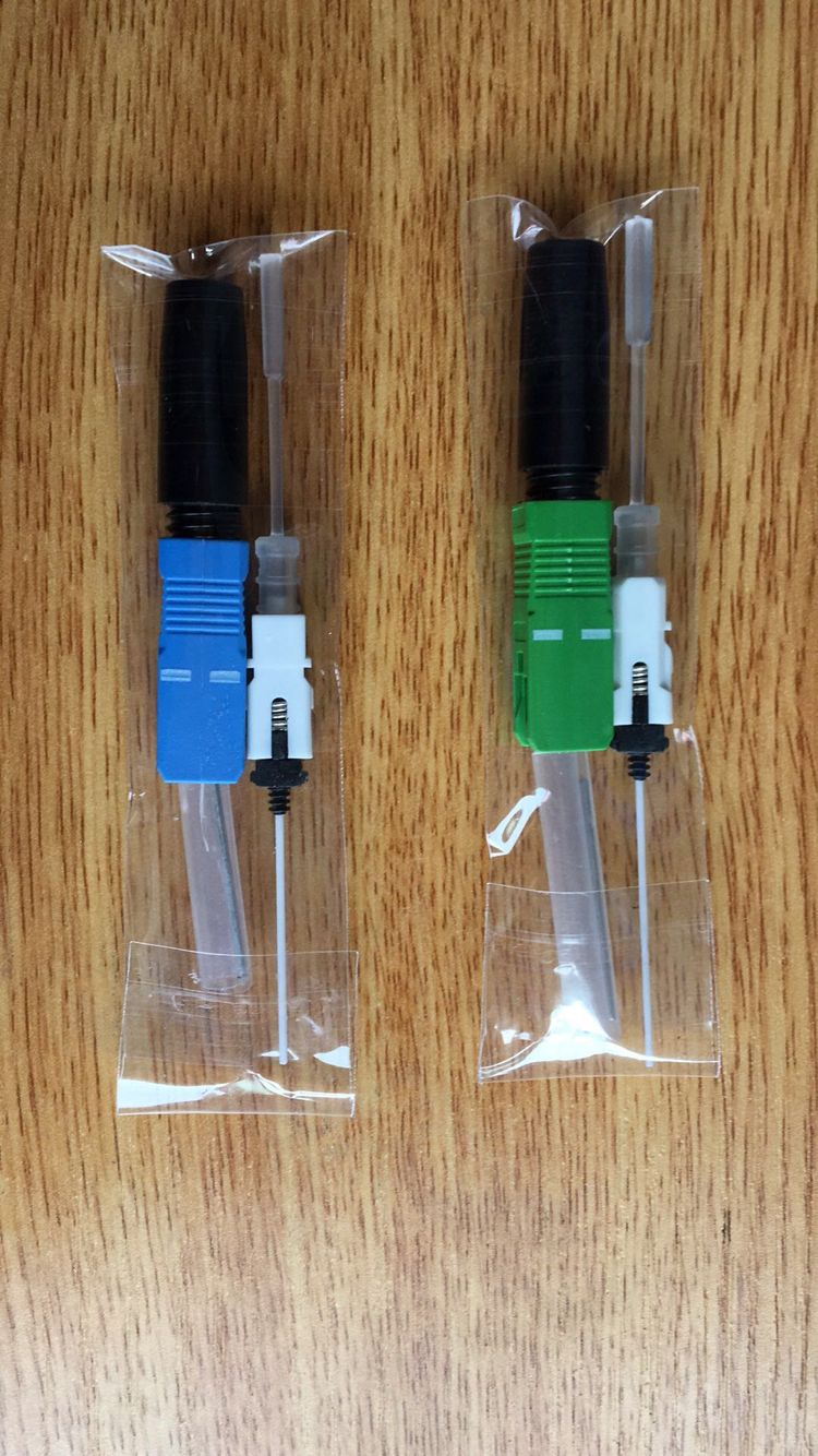 Reliable Fiber Optic Cable Adapter SC Splice - On Hot Melt SC/APC SC/PC Optional