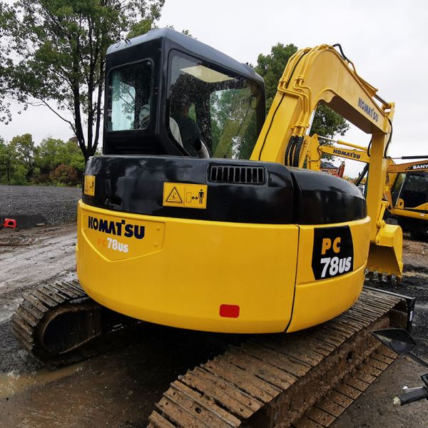 Used Komatsu PC78 Excavators Construction Projects 7Ton Hydraulic Crawler Machinery