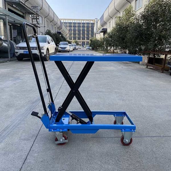 Single Scissor Platform 32.68in * 19.69in Manual Scissor Lifter Tables Max Height 35.83in