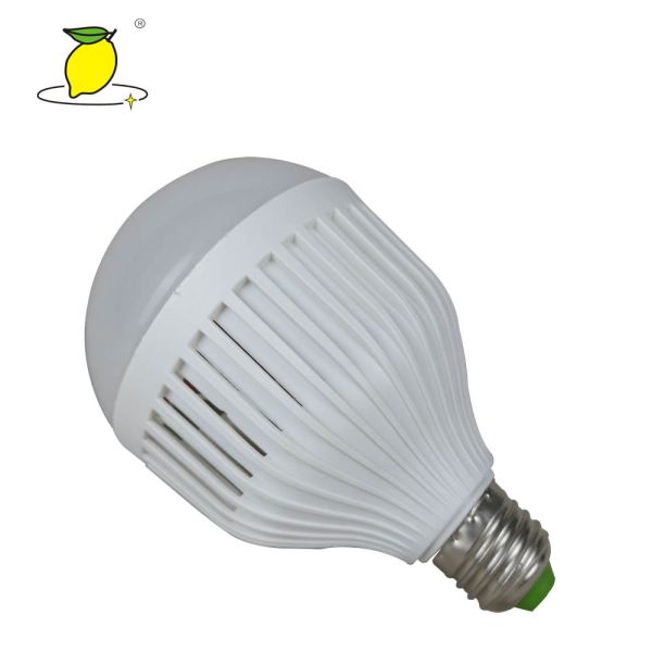Intelligent Emergency LED Bulb 7W For School / Hospital / Hotel