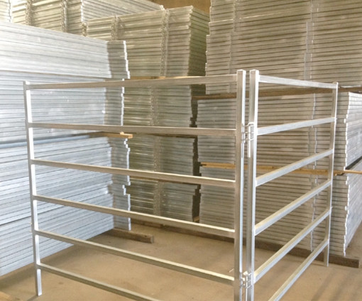 12m Diameter Round Corral Panels 17Pcs incl. 2.7m tall Gate ". Victoria "