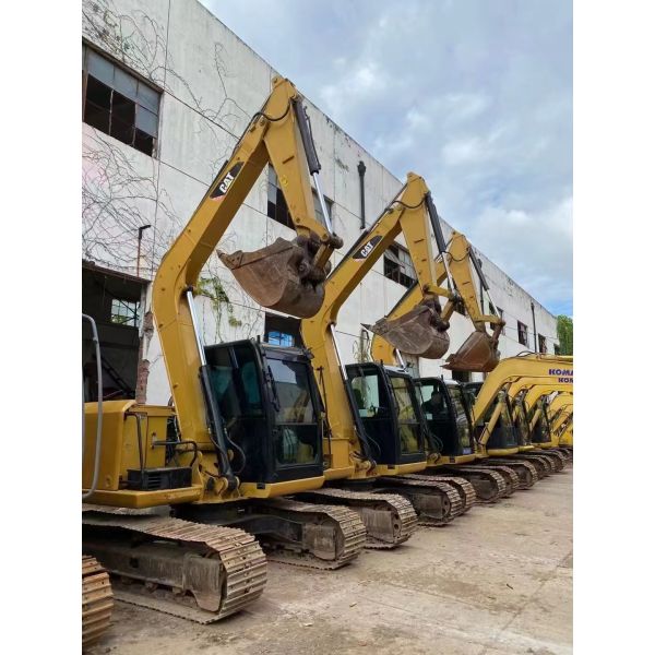 Export of Used Cat excavator Cat 307D In neat condition , all for a better price