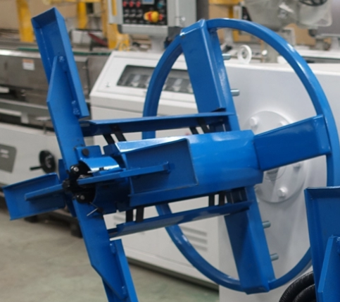 Double Station Plastic Pipe Coiler Machine , Tube / Hose Coiling Machine