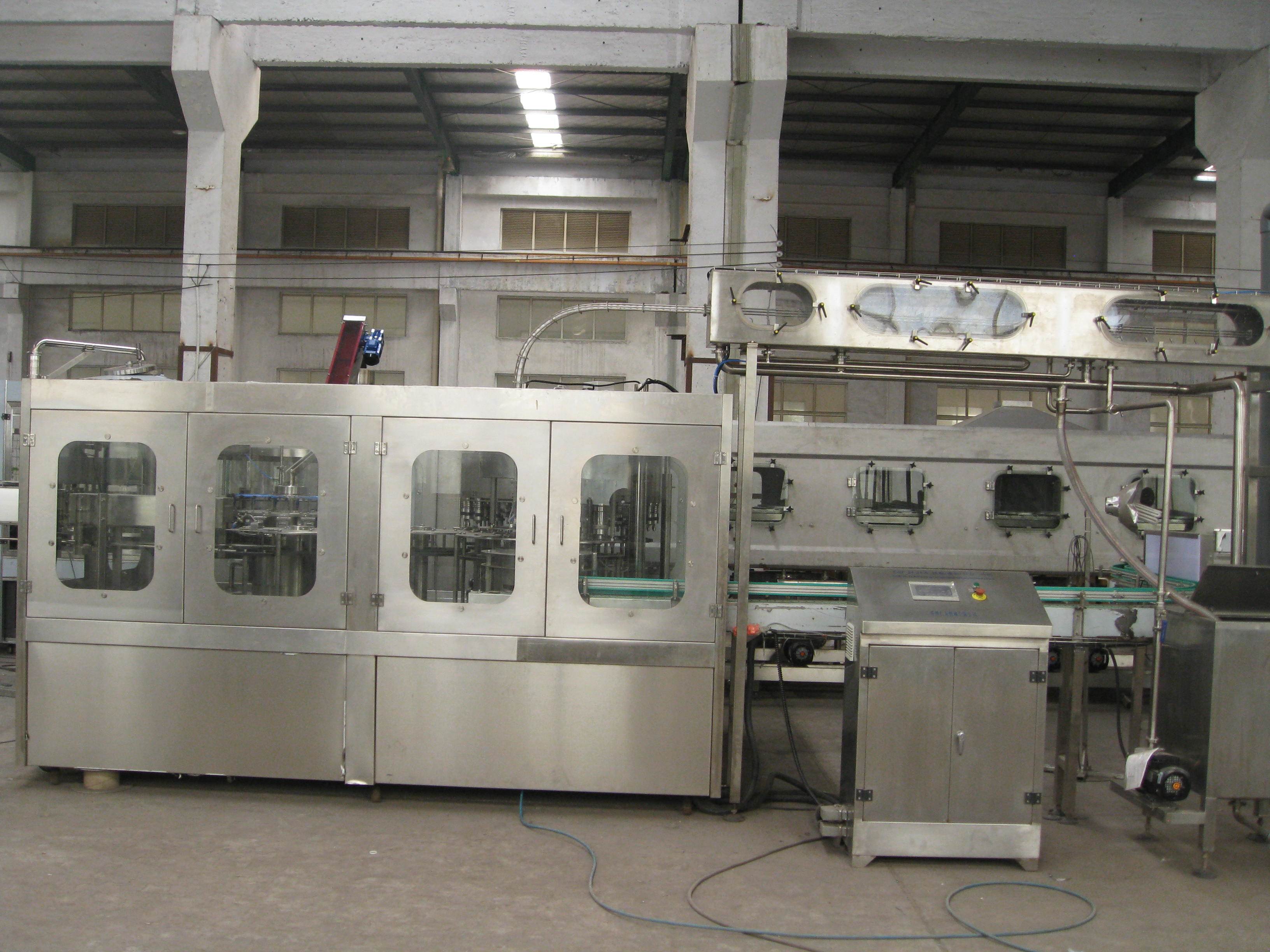 China Complete Small Water Bottle Filling Machine With PLC Automatic Control wholesale